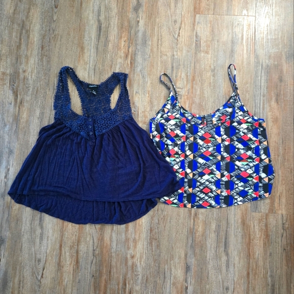 Y2K Tank Top Bundle - Picture 1 of 5